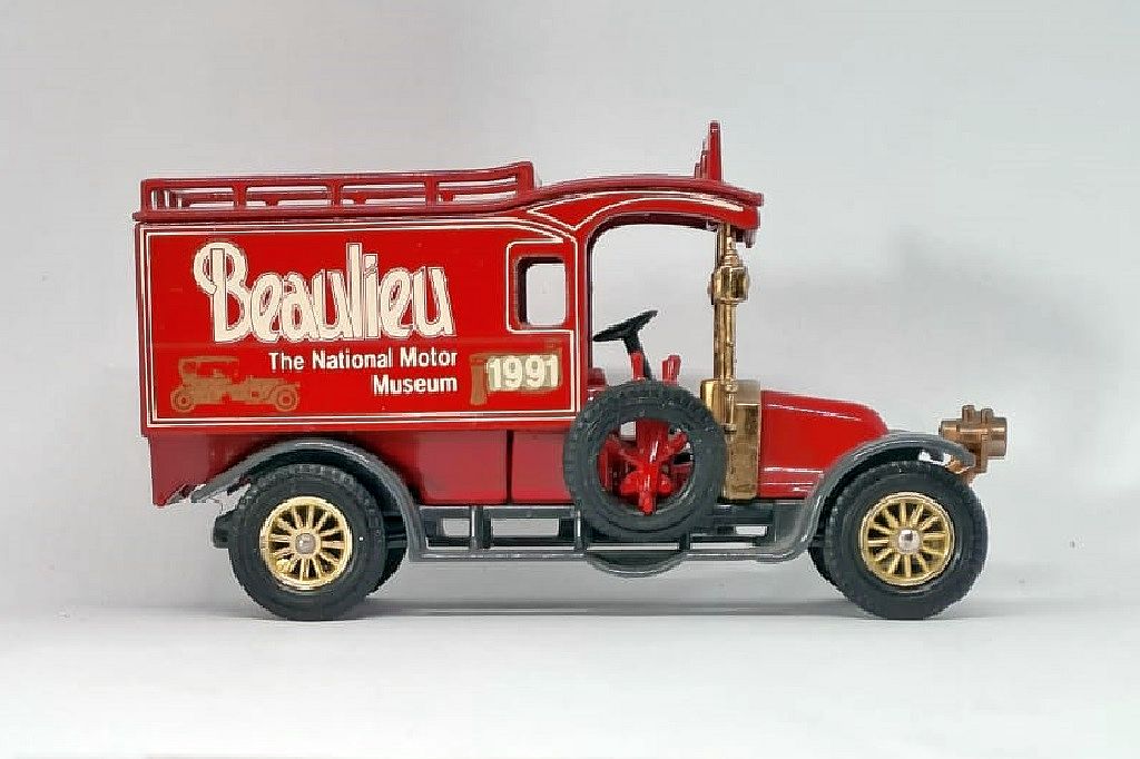 Beaulieu National Museum 1991; 1910 Renault Van